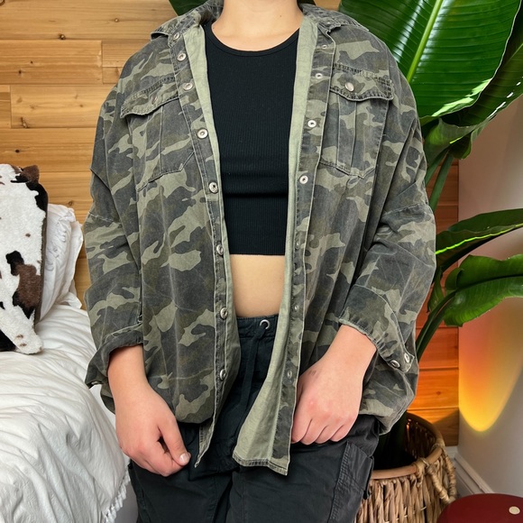 Camo Button Up - Picture 2 of 2